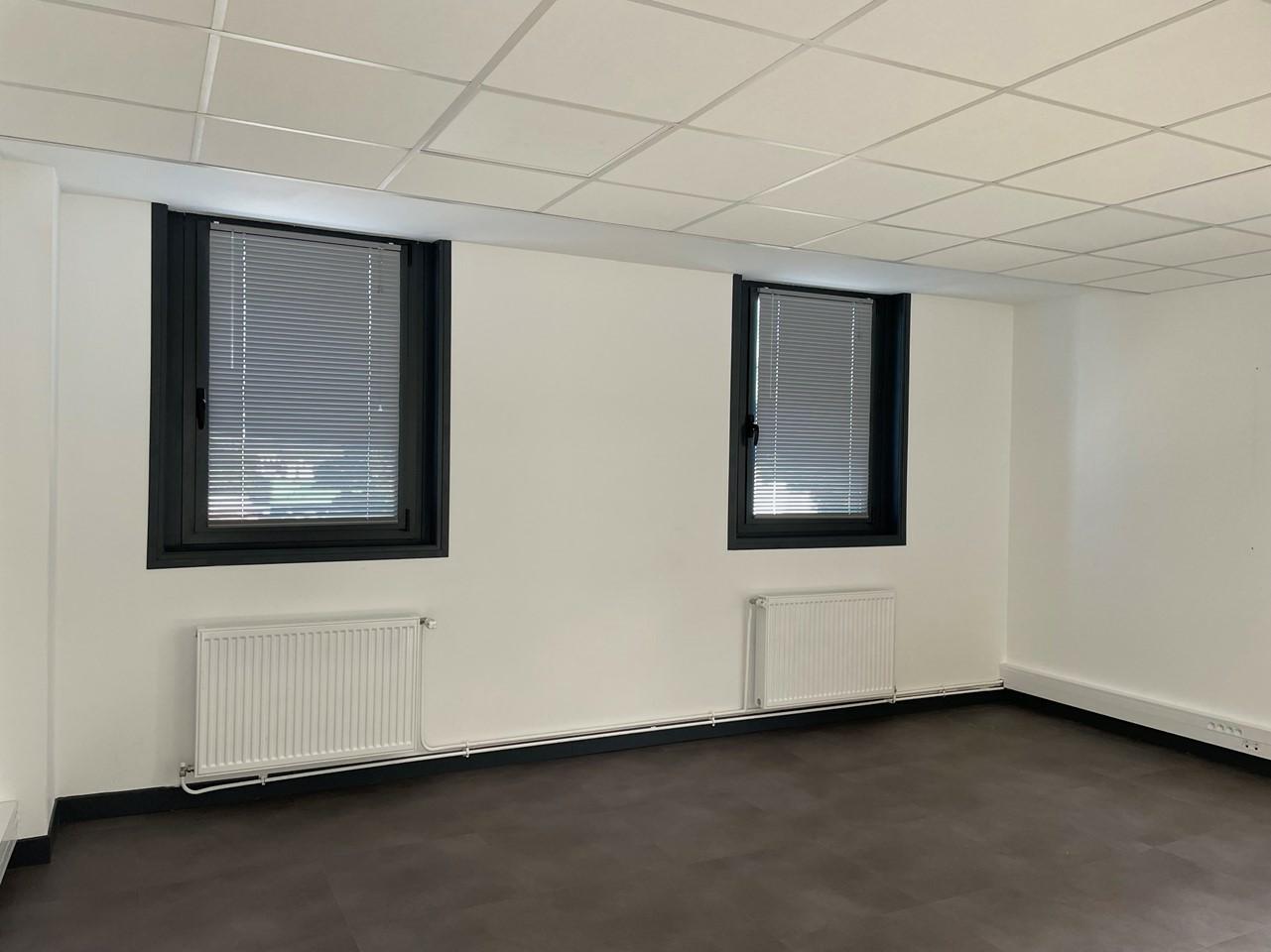Local d'activité Dardilly 694m² Location local d'activité Dardilly Rhône OLACT2109603 3